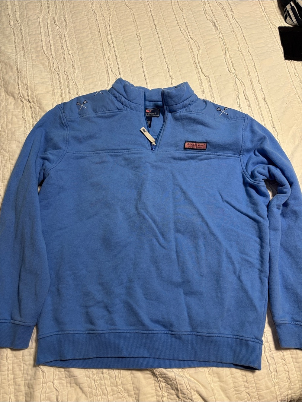 Vineyard Vines Men's Light Blue Quarter-Zip Pullover with lacrosse sticks